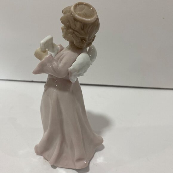 Vintage Baum Bros Formalities porcelain angel figurines set of 3 Christmas music - Picture 4 of 16